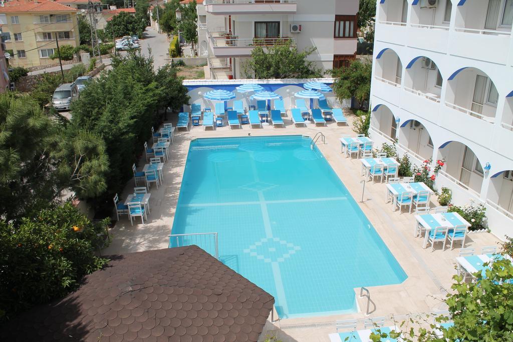 Altinyaz Hotel Çeşme エクステリア 写真
